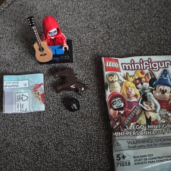 LEGO Minifigure “Miguel Dante” - Picture 1 of 2